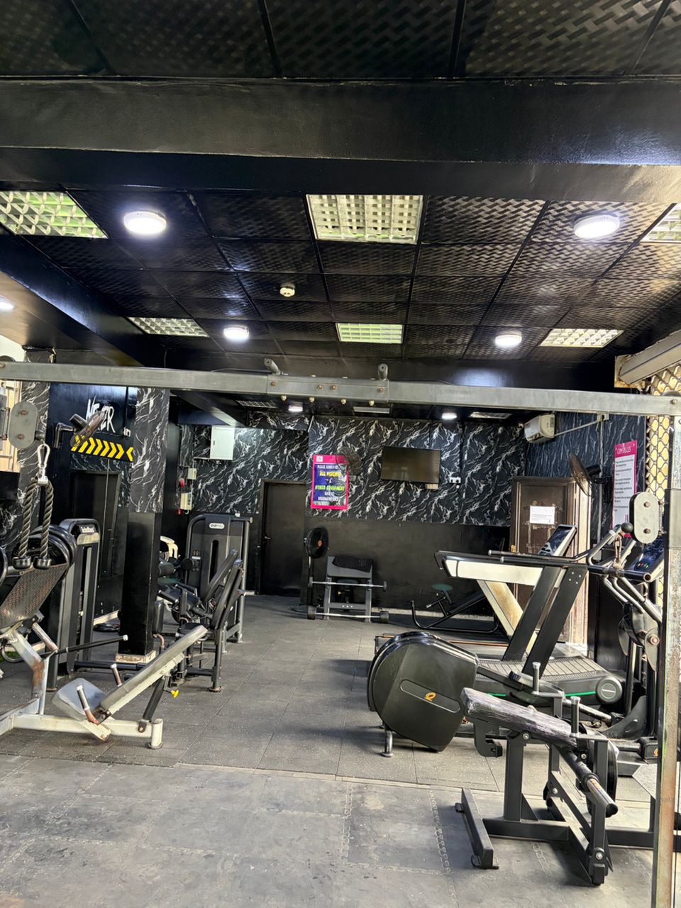 Equipment floor Fitness Arcade